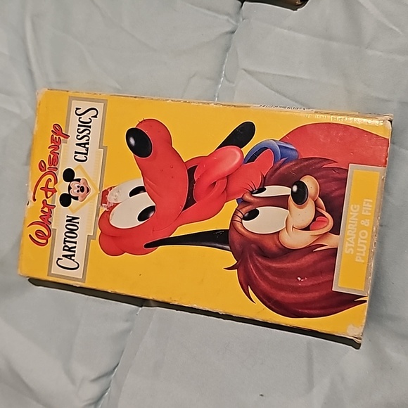 Walt Disney Cartoon Classic Here's Pluto VHS tape - Picture 8 of 12